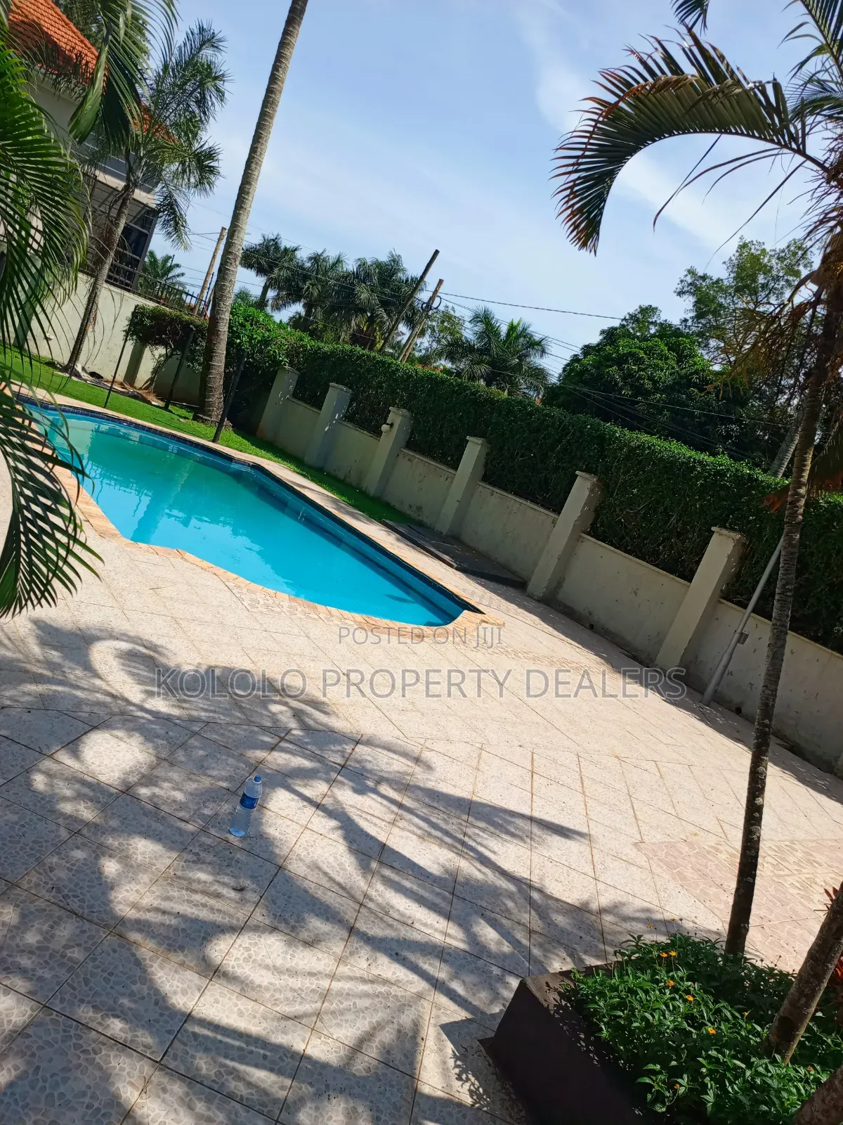 9bdrm Mansion in Bugolobi, Central Division for sale in Central Division