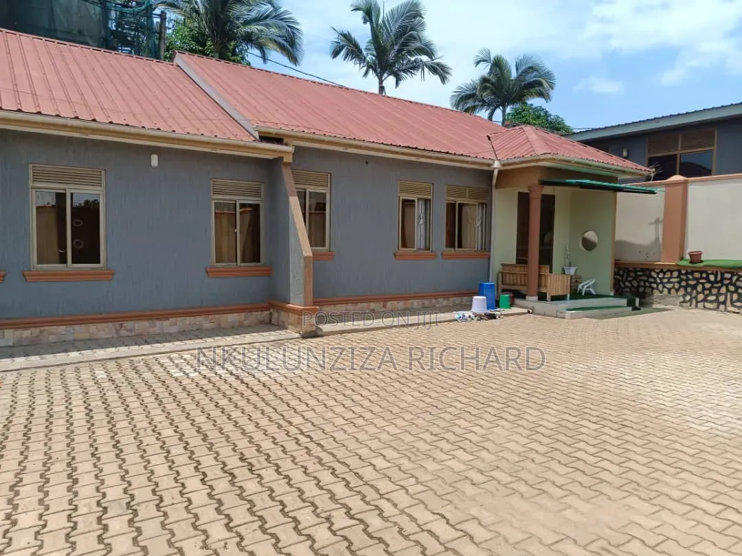 2bdrm Bungalow in Kira Najjera Road for sale in Kira