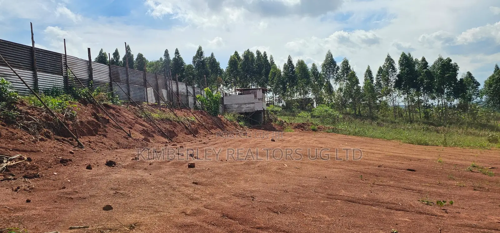 Quick Sale!! Land for Sale – Kitende Kaga, Entebbe Road in Division A