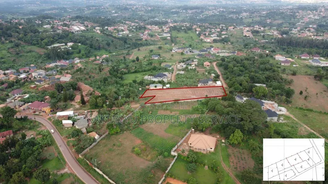 Wakiso Tarmac Estate in Wakiso / Wakiso