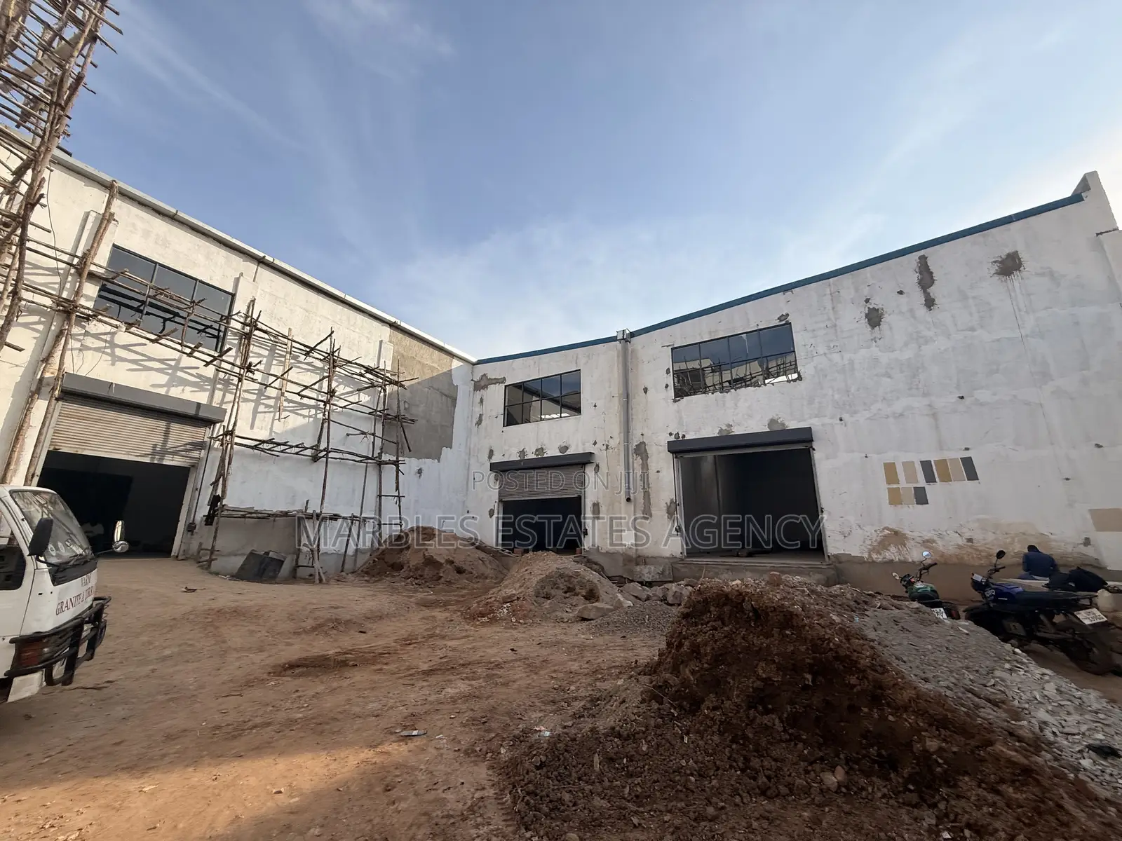 Warehouses and Show Room for Rent in Bugolobi, in Central Division