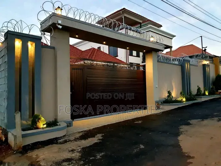 4bdrm Bungalow in Lukuli, Central Division for rent in Central Division