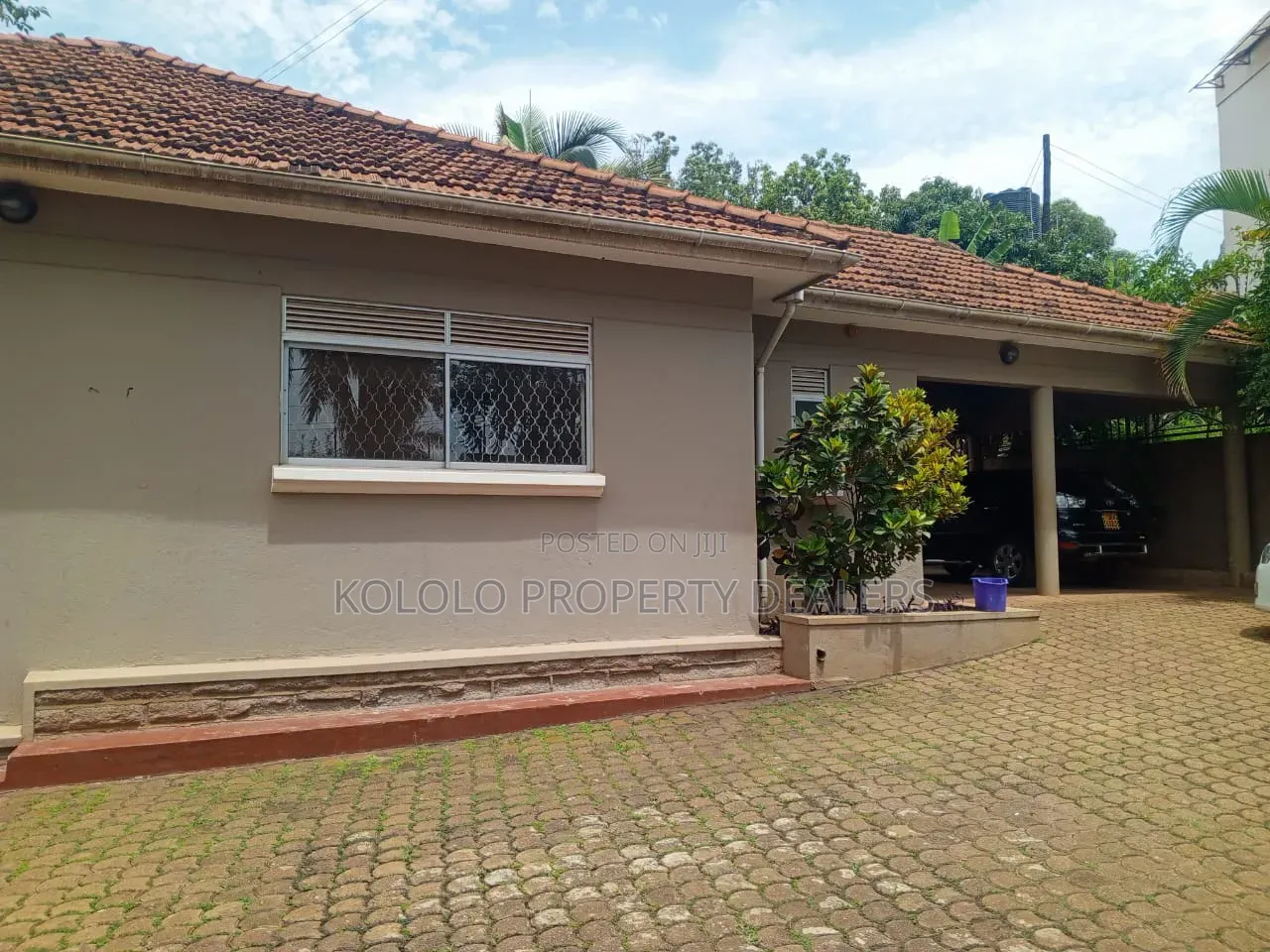 5bdrm Mansion in Naguru, Central Division for sale in Central Division
