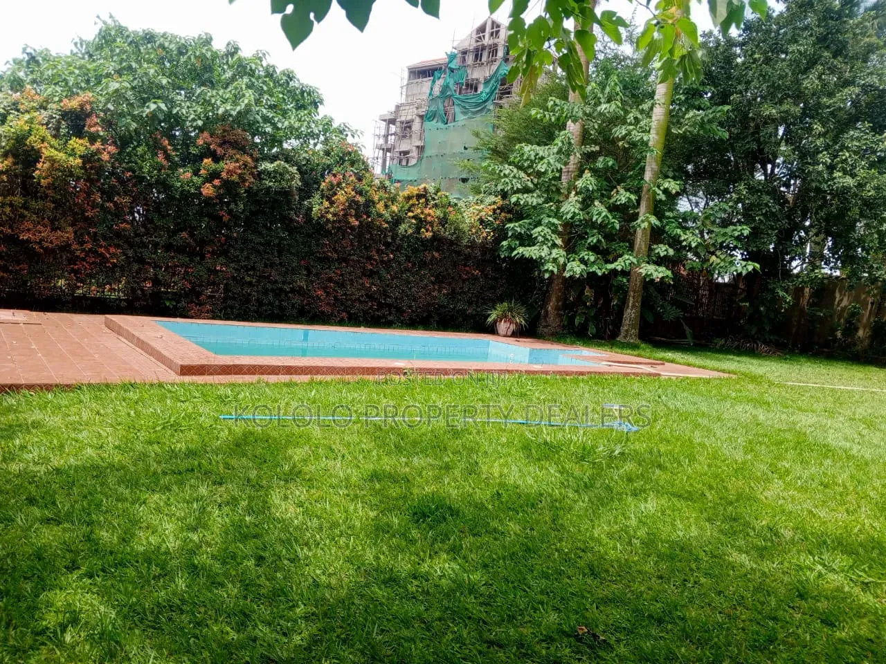 5bdrm Mansion in Naguru, Central Division for sale in Central Division