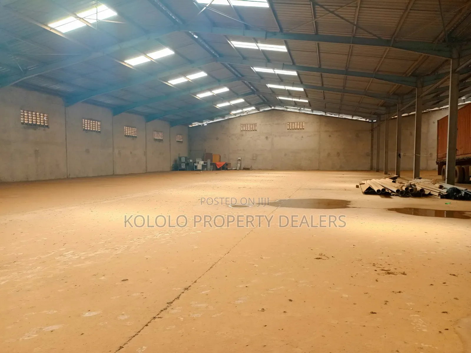Warehouse for Rent in Namanve in Central Division