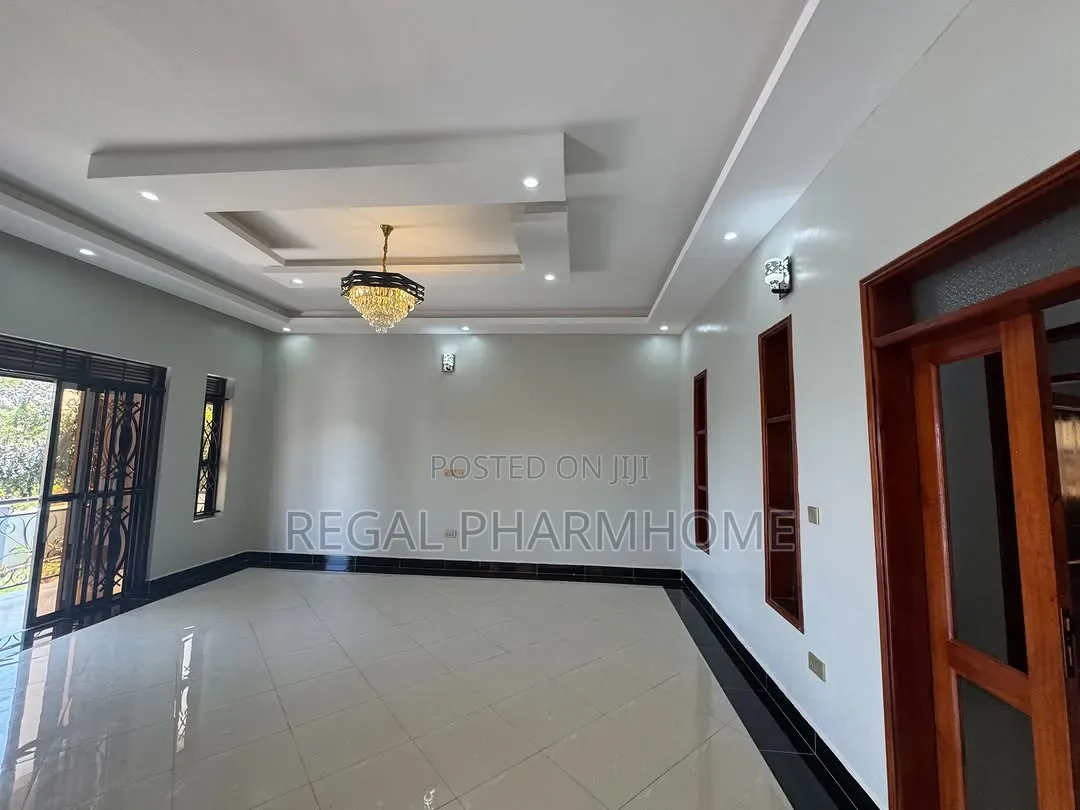 4bdrm Bungalow in Kira Sonde, Central Division for sale in Central Division