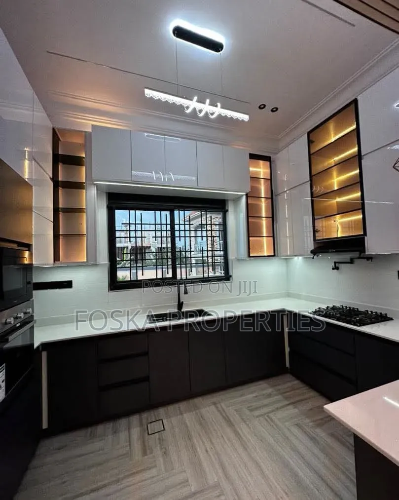 3bdrm Apartment in Muyenga, Central Division for rent in Central Division