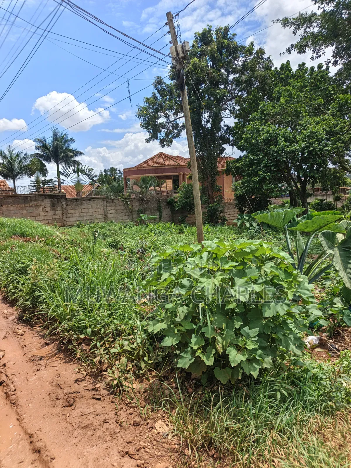100by100ft Plot Available for Sale Kyanja Kungu in Nakawa