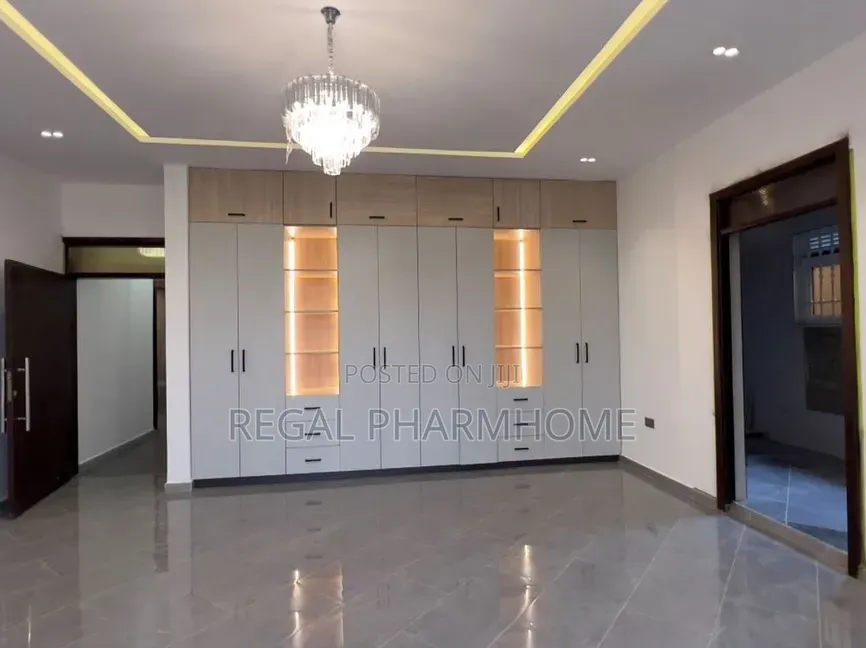 4bdrm House in Kira, Central Division for sale in Central Division