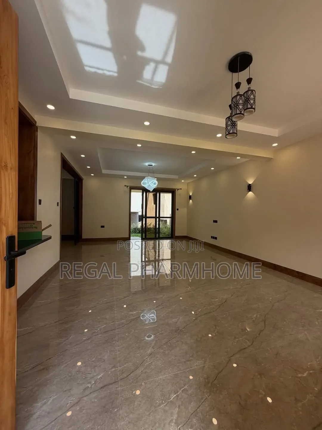 3bdrm Villa in Muyenga, Central Division for rent in Central Division
