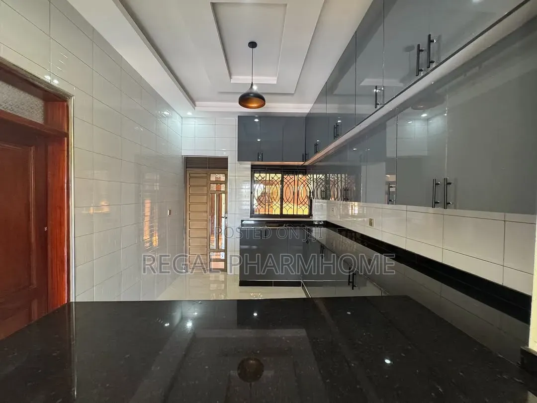 3bdrm Bungalow in Kigo, Central Division for rent in Central Division