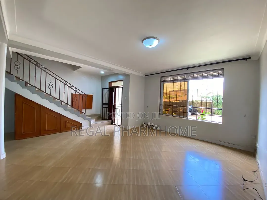 3bdrm Villa in Muyenga, Central Division for rent in Central Division