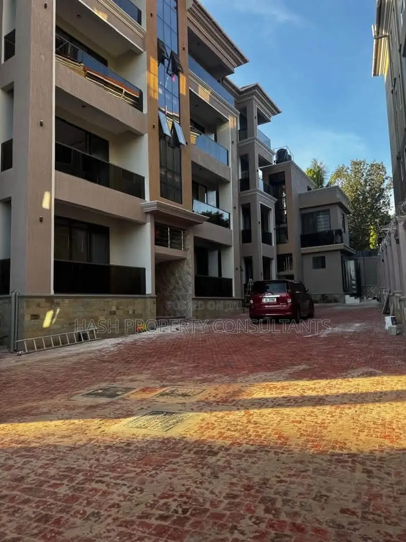 2bdrm Block of Flats in Muyenga Tank Hill, Central Division for sale in Central Division