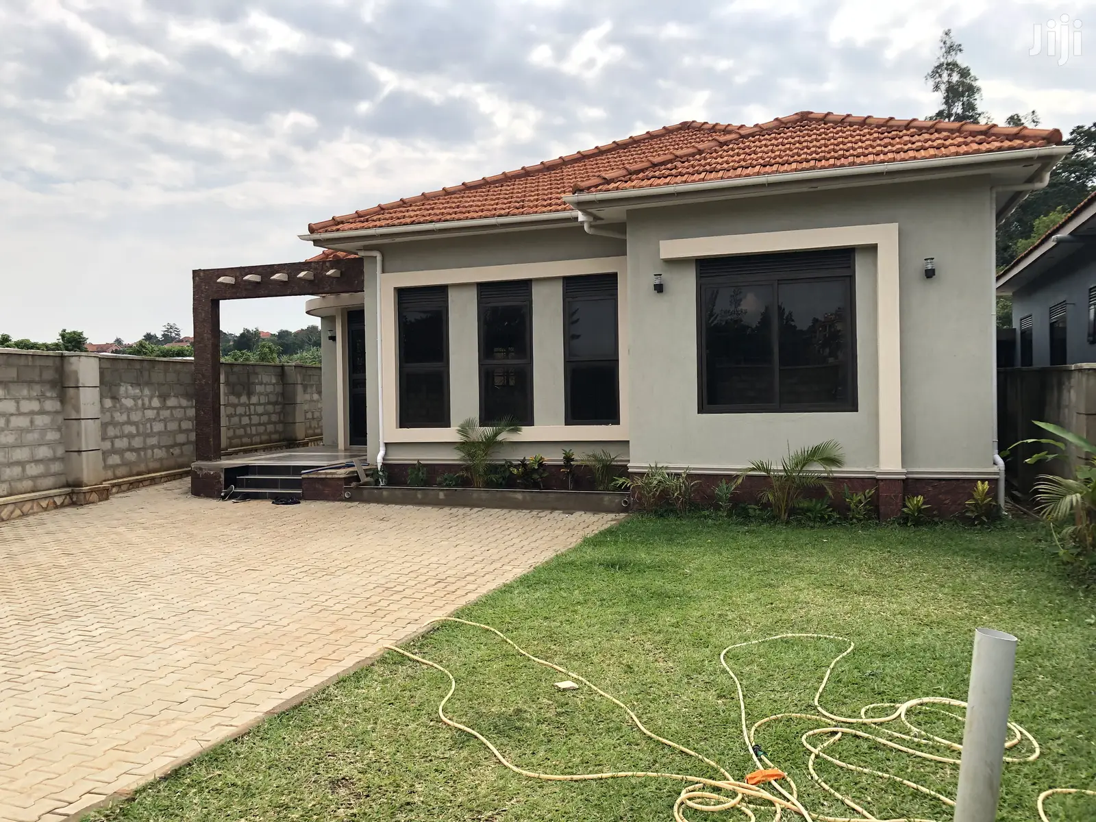 Kira Charming House on Sell in Kampala