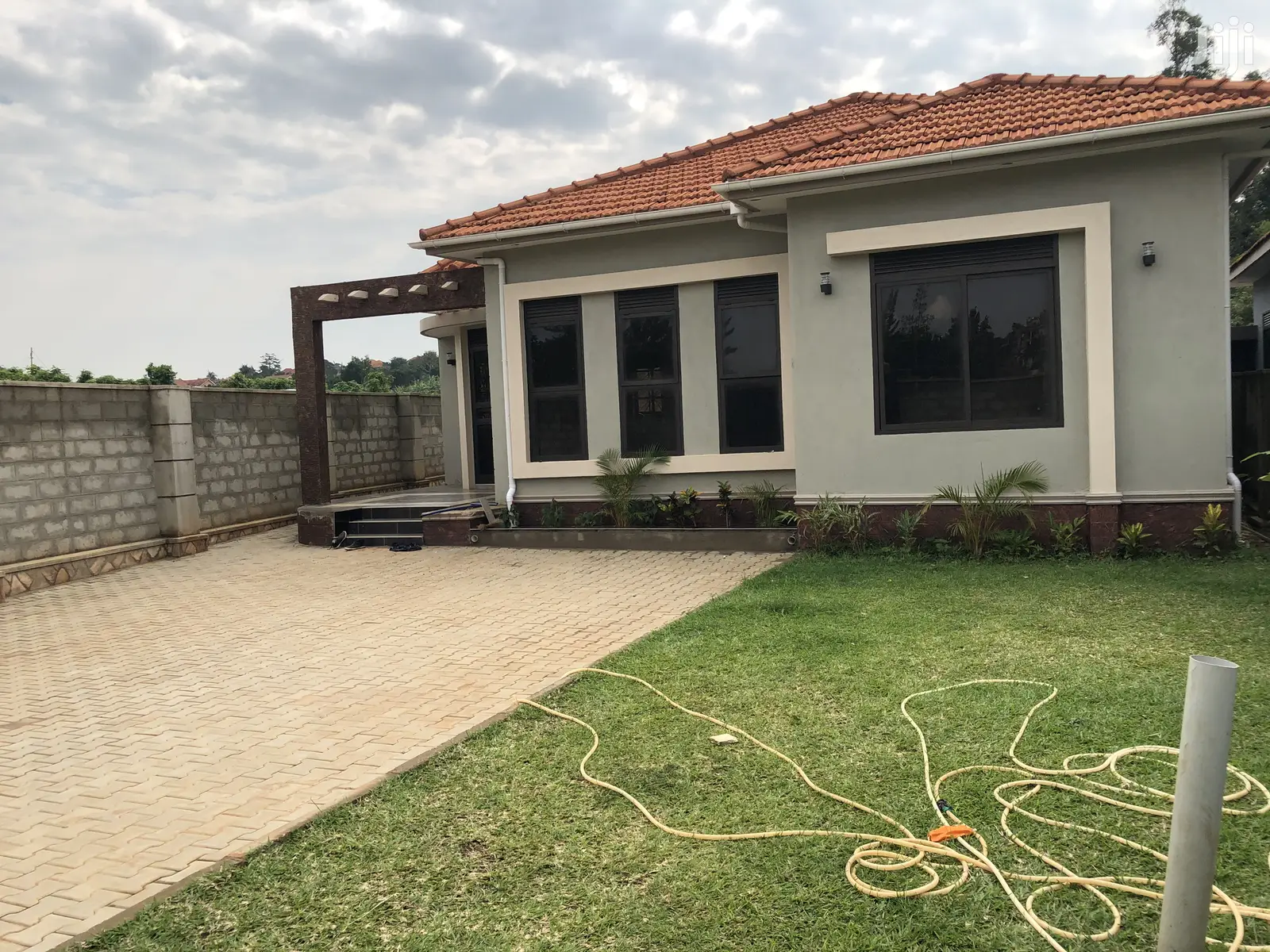 Kira Charming House on Sell in Kampala
