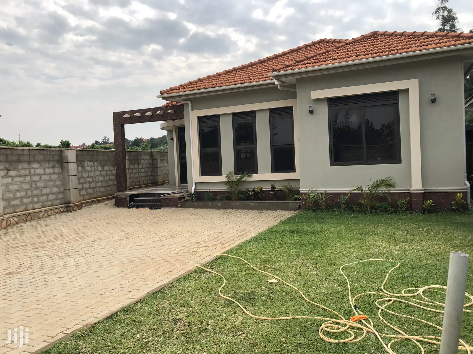 Kira Charming House on Sell in Kampala