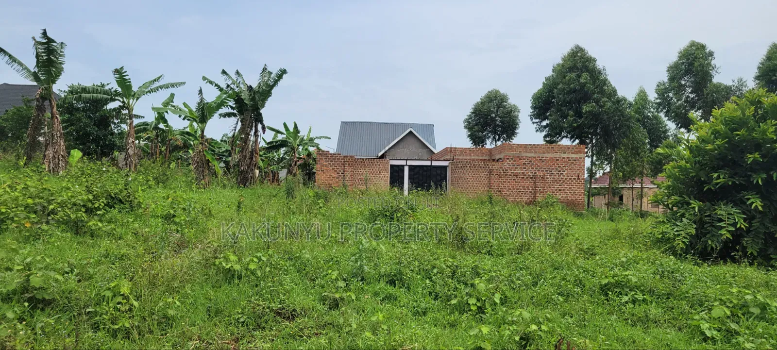 Kakiri Mwera Estate in Wakiso / Wakiso