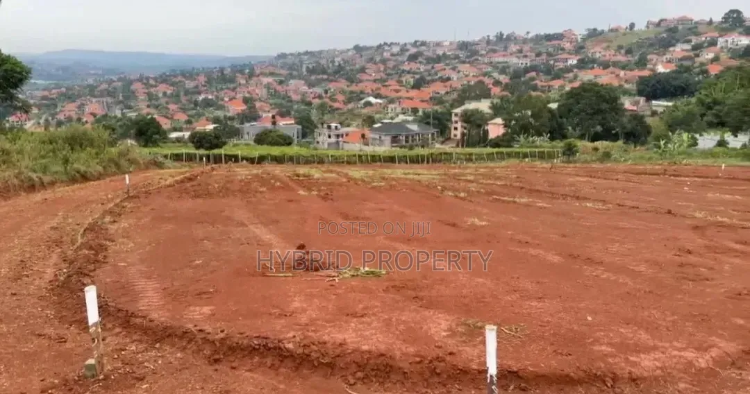Prime Plots for Sale at Bwebajja Akright Modern Estate~Entebbe Road. in Ssisa