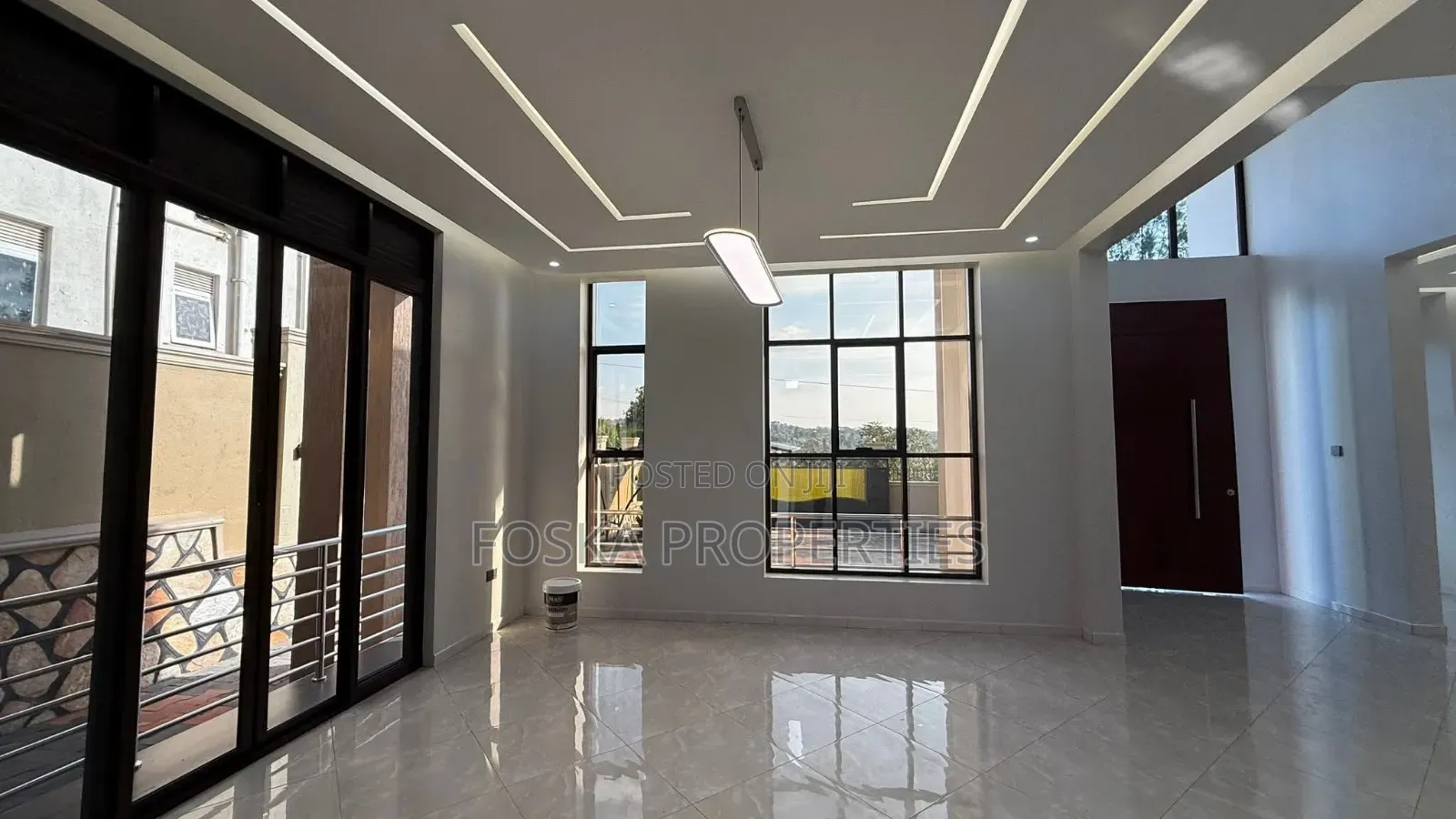 5bdrm Apartment in Muyenga Estate, Central Division for rent in Central Division