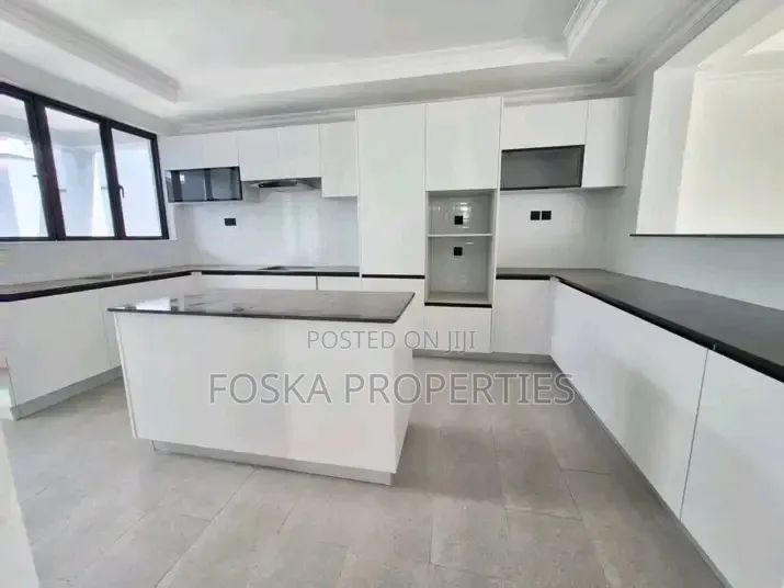 4bdrm Duplex in Bugolobi, Central Division for rent in Central Division