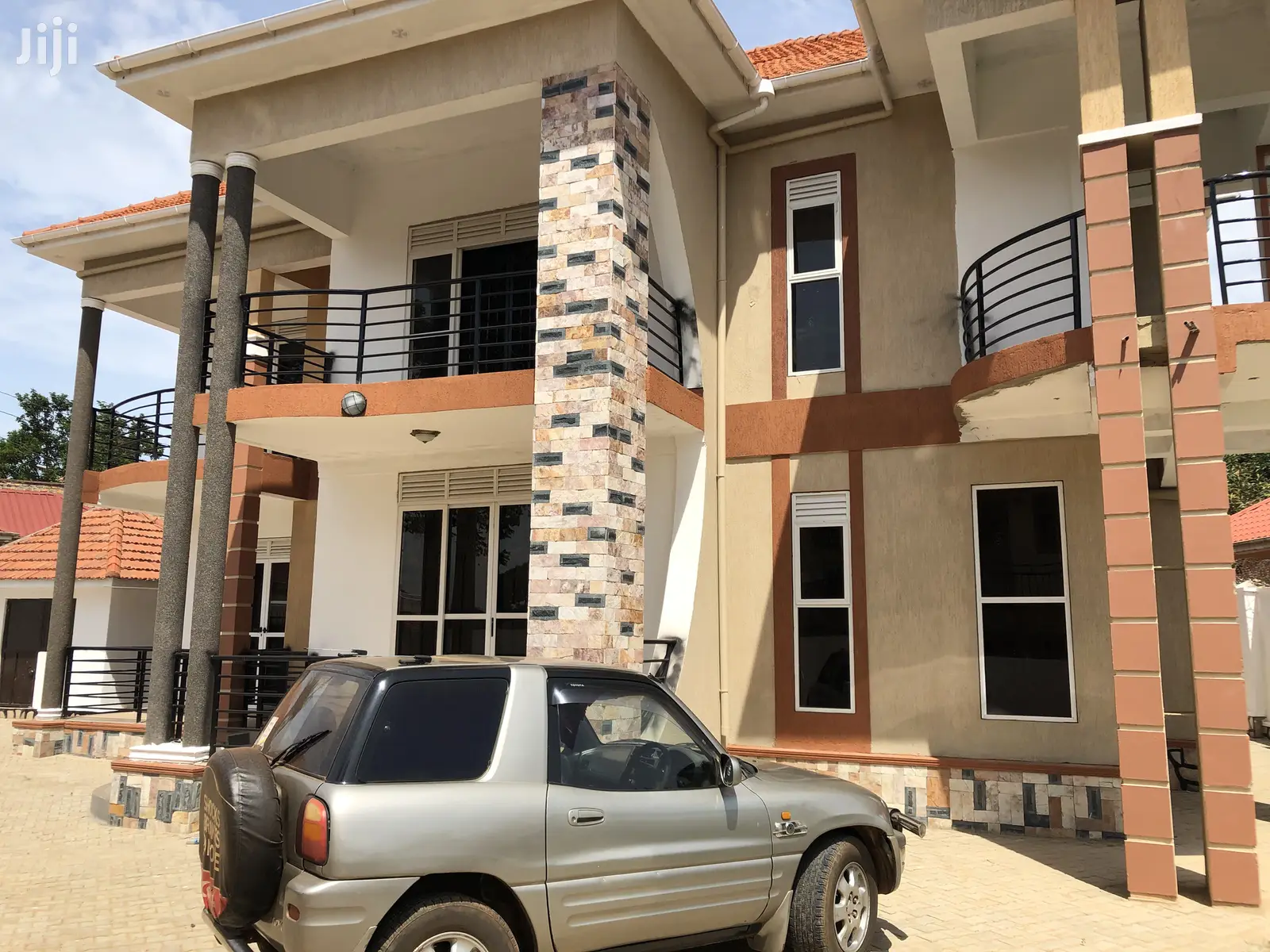 Mansion in Najjera on Sale in Kampala