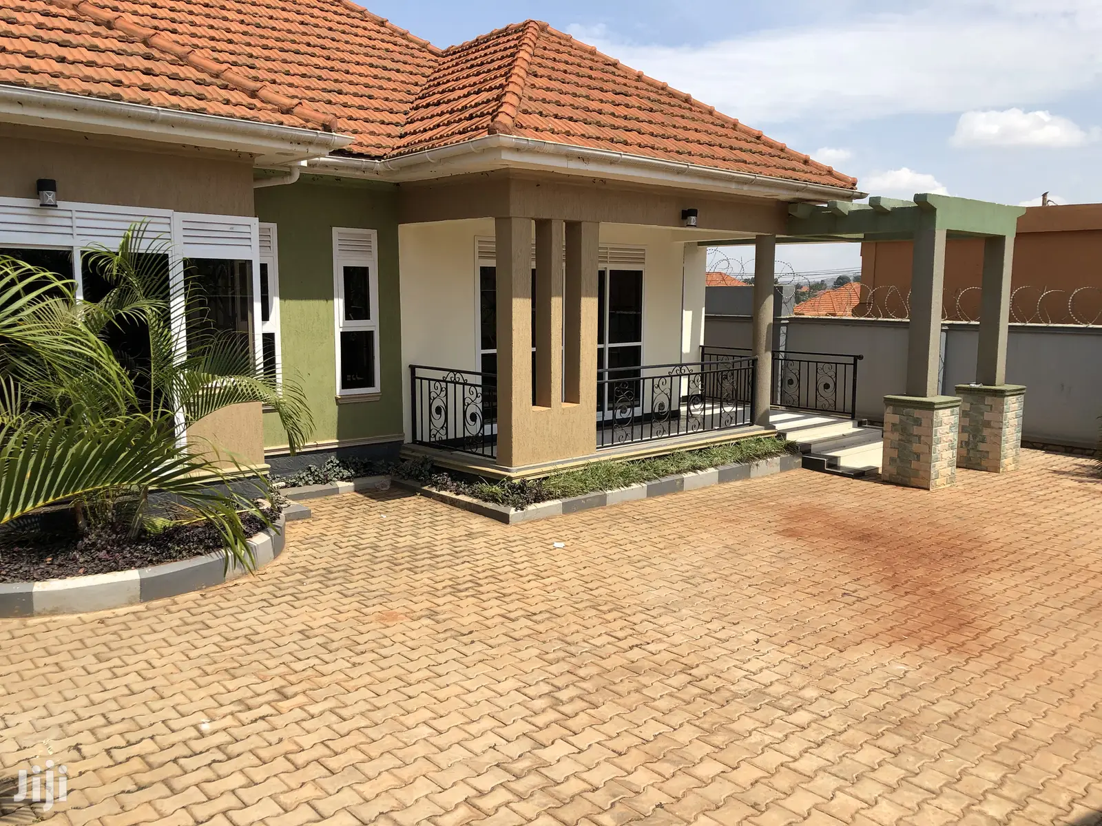 Fancy House in Kira for Sell in Kampala