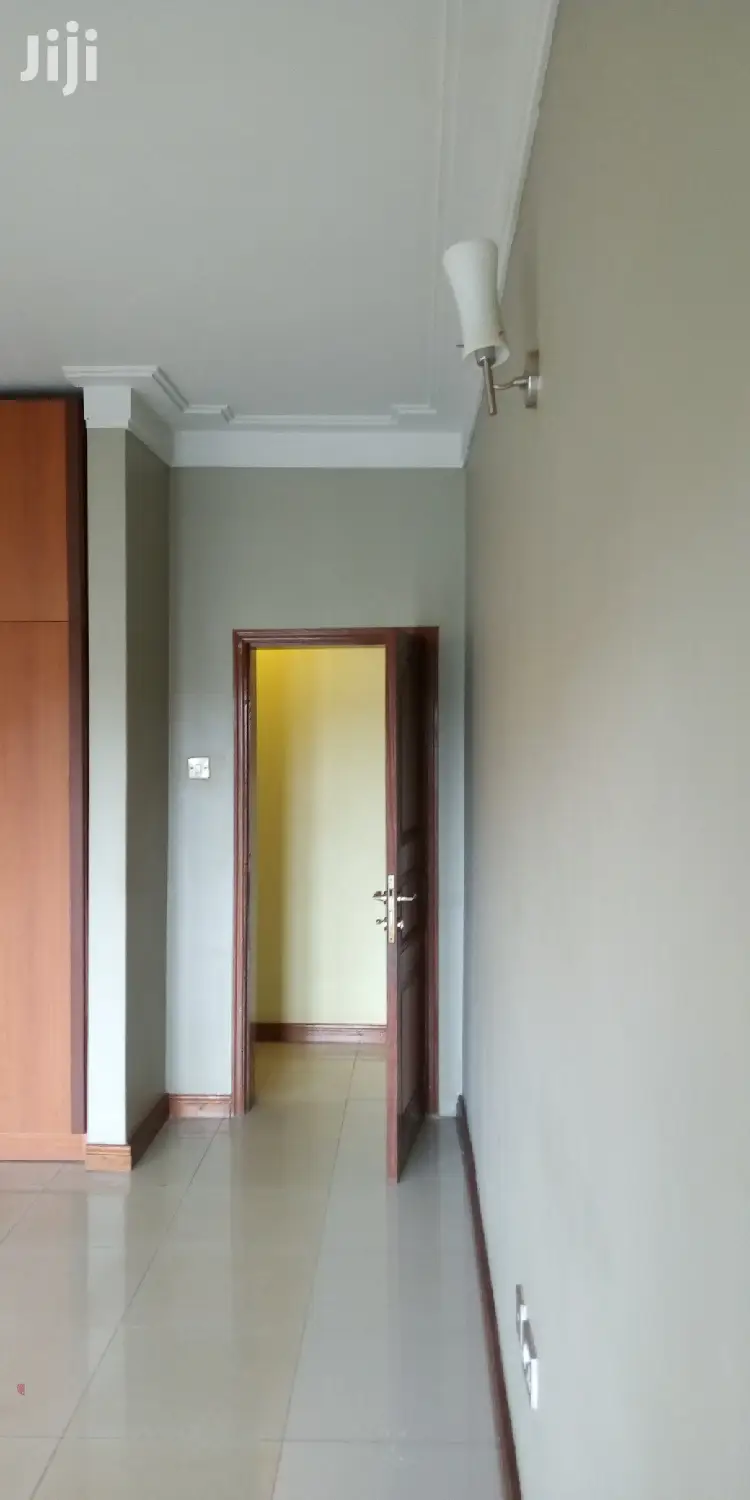 3bdrm Duplex in Nalya Estate, Wakiso for rent in Wakiso