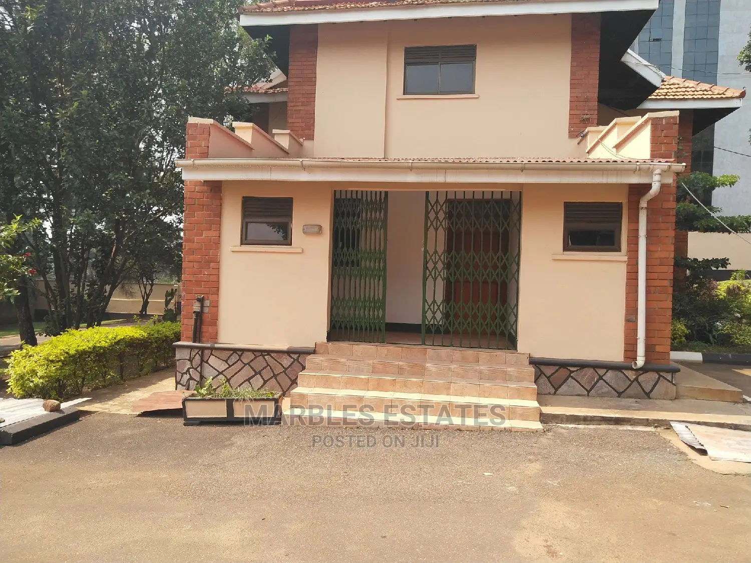 13 Rooms Office Space For Rent In Nakasero in Kampala