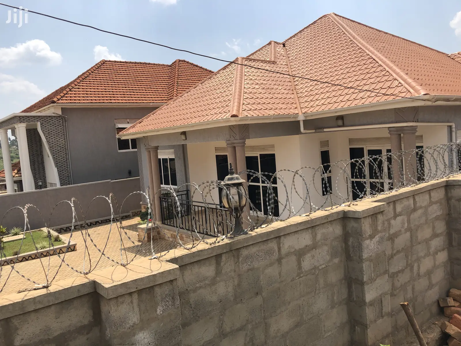 Kiira Fantastic Bungalow on Sell in Kampala