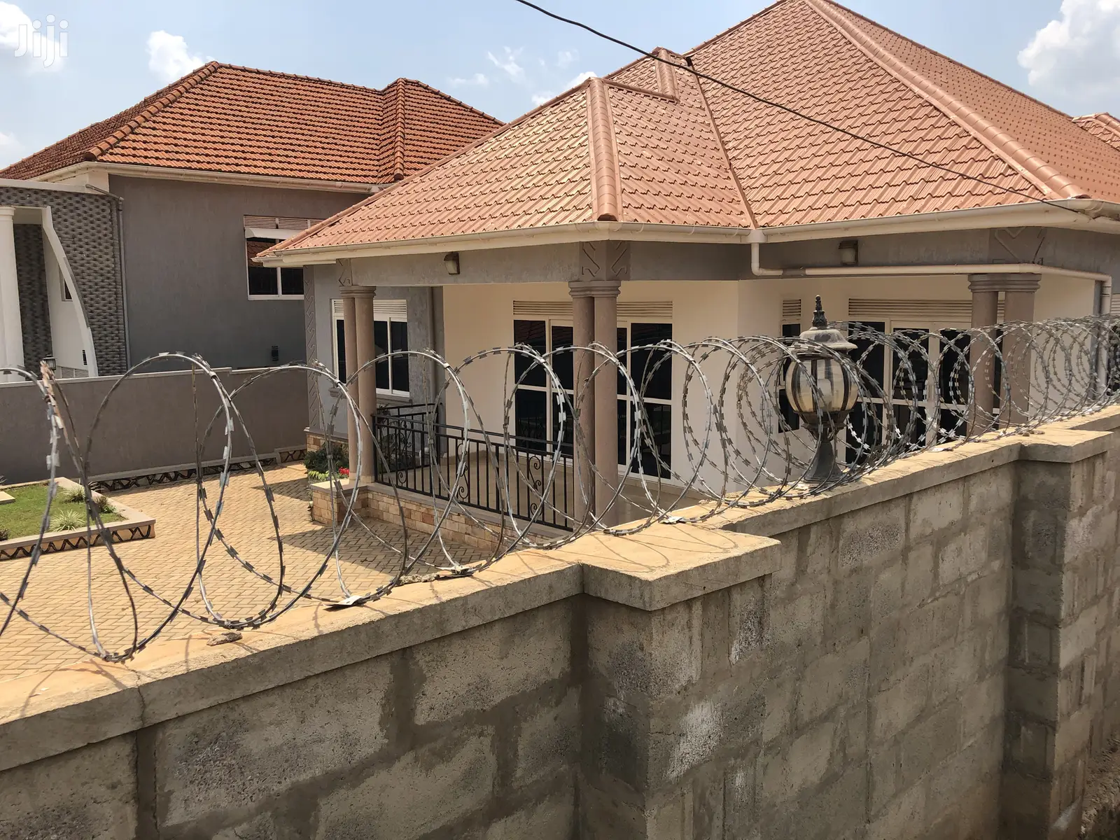 Kiira Fantastic Bungalow on Sell in Kampala