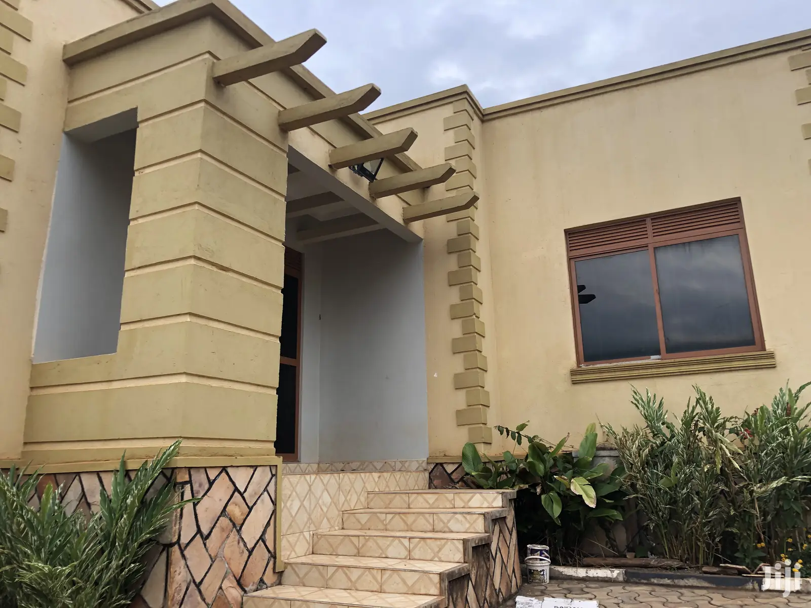 Kiira Pretty Villa on Quick Sell in Kampala