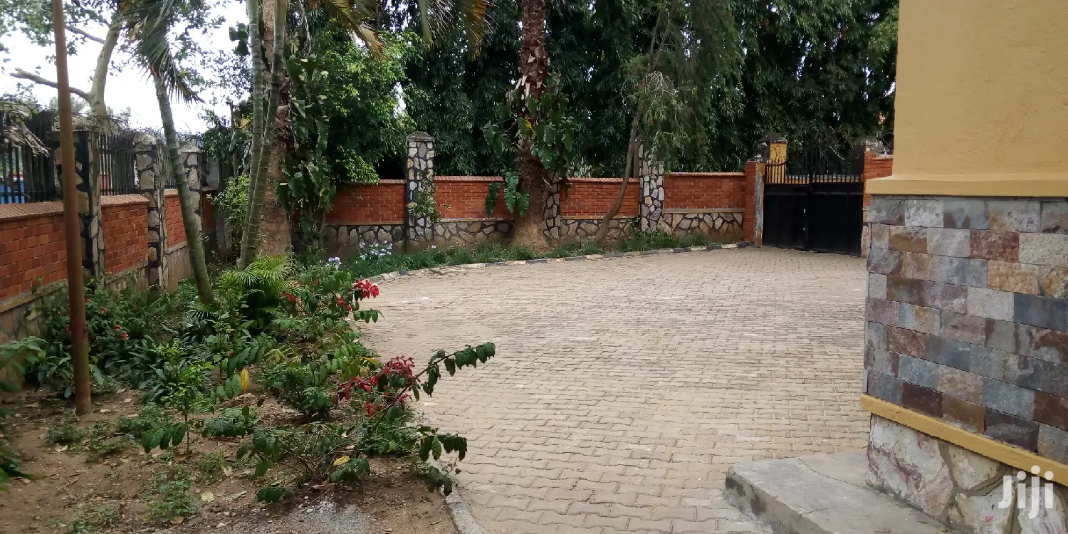Duplex House Is For Rent I in Kampala