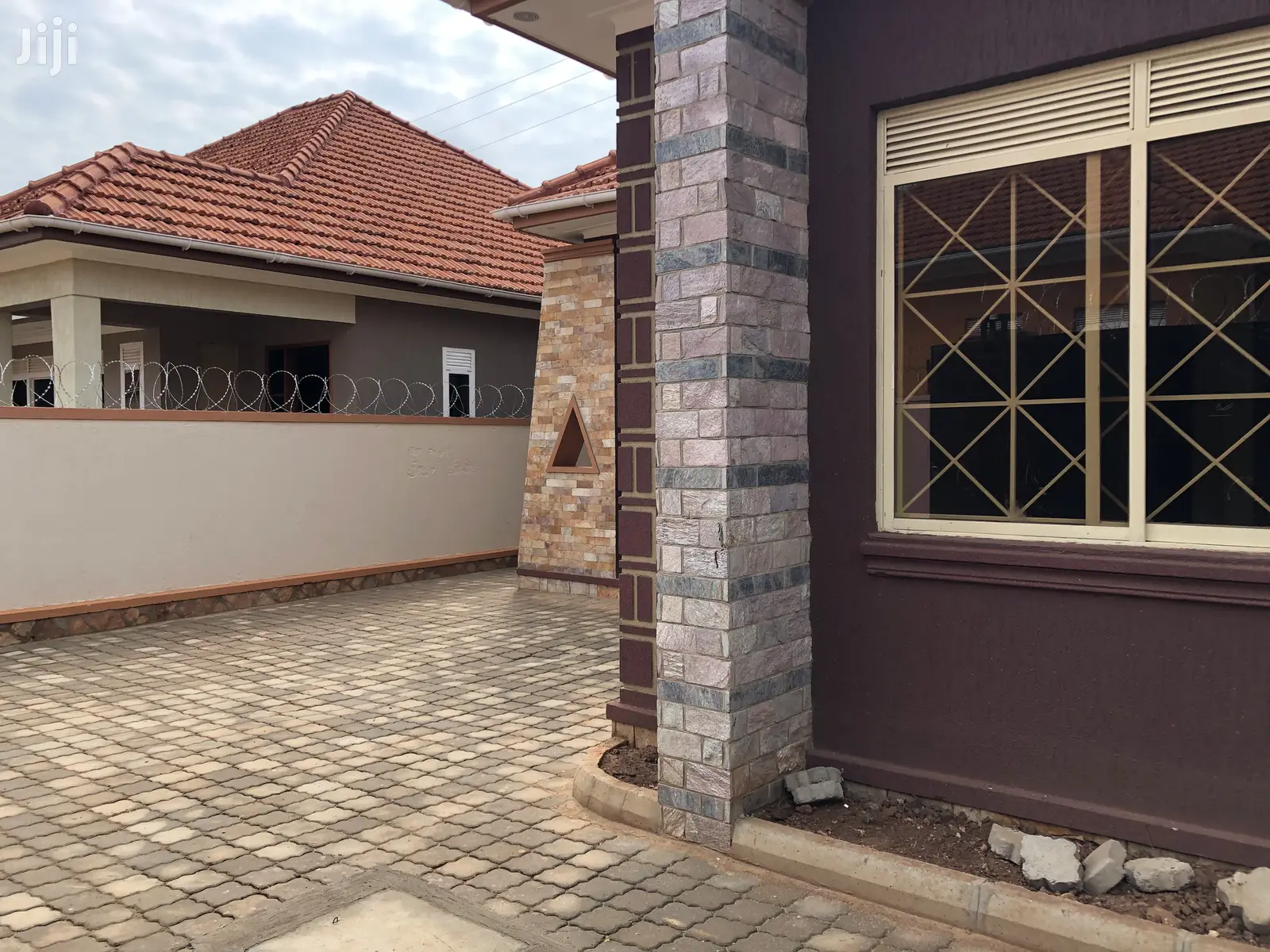 Kira Mamerito Road Classy Bungalow on Sale in Kampala