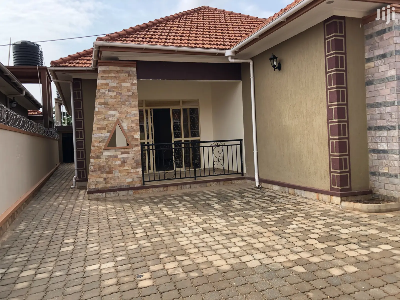 Kira Mamerito Road Classy Bungalow on Sale in Kampala