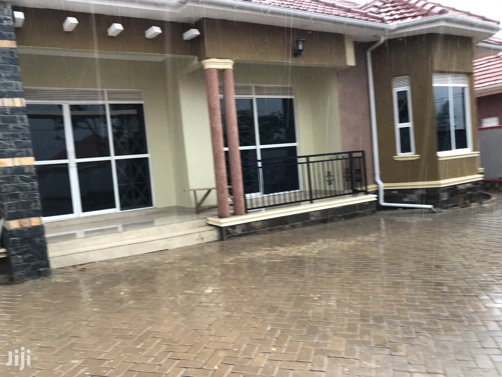 Kira Kito Tarmacked Neighborhood House on Sale in Kampala