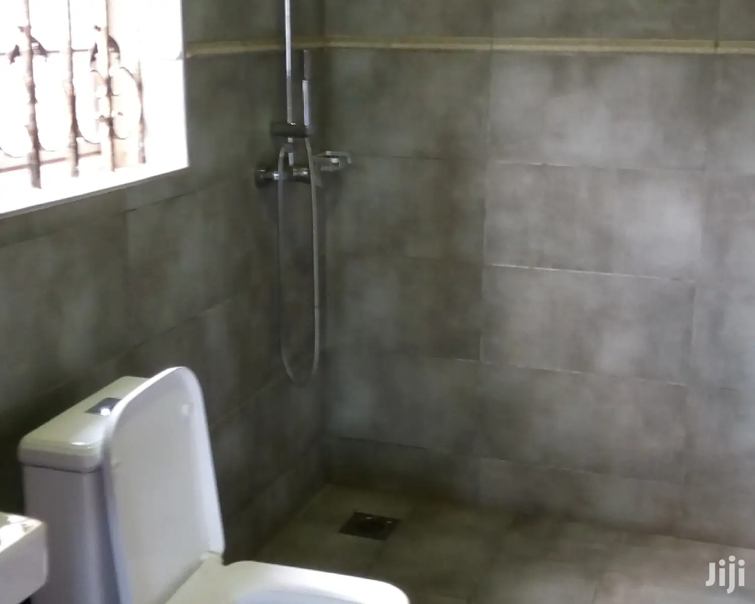 House Is For Rent In Kyambogo in Kampala