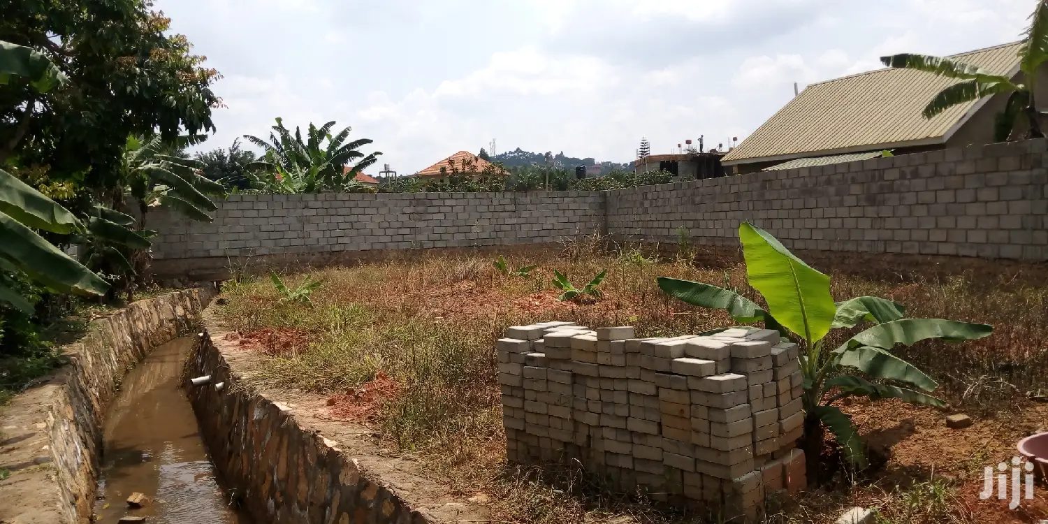 Kyanja Plot Is For Sale in Central Division