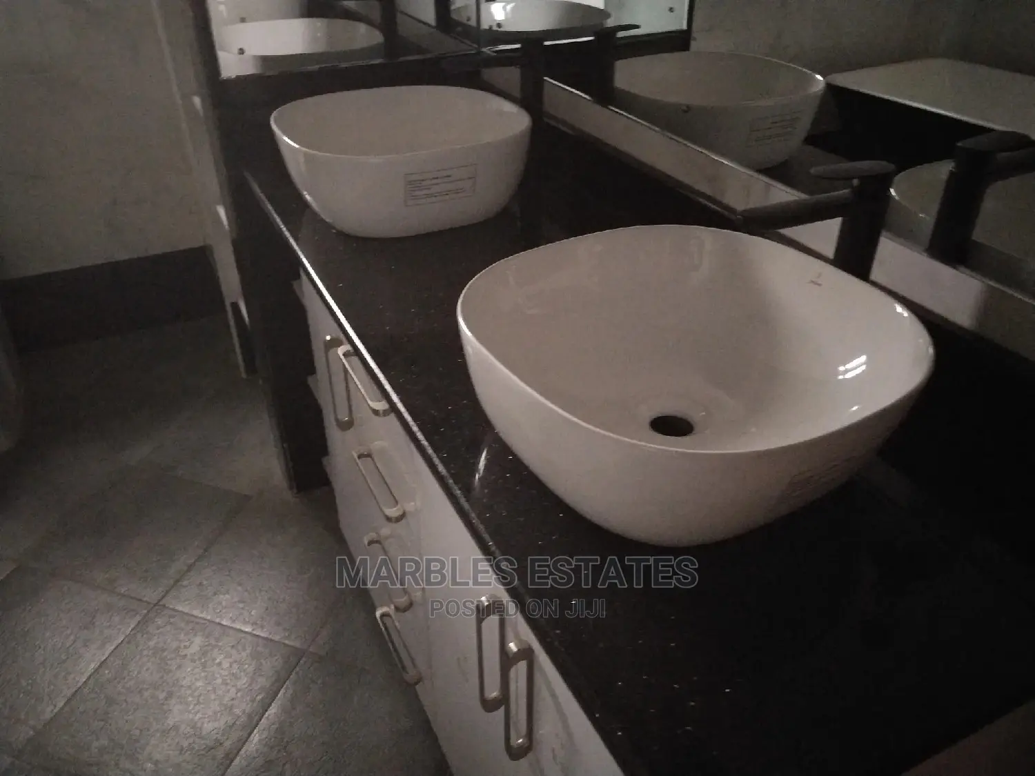 3bdrm Apartment in Central Division for sale in Central Division