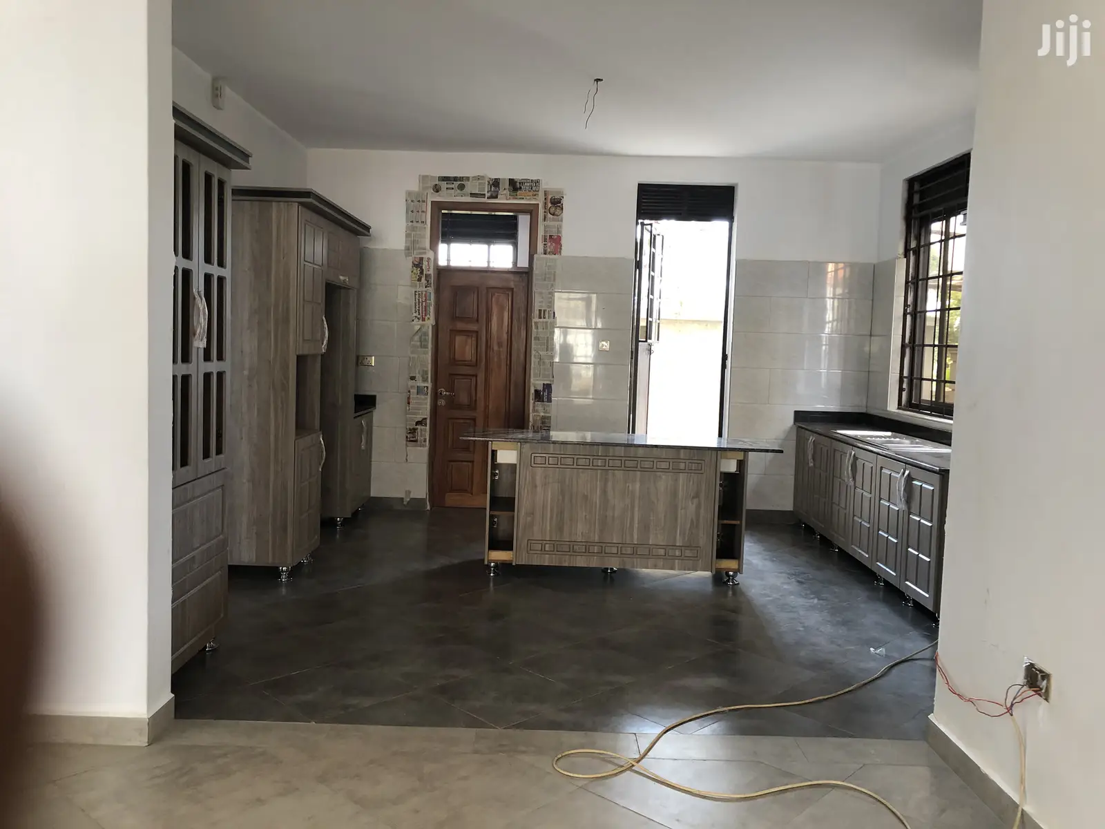 Kira Awesome New Mansion On Sell in Kampala