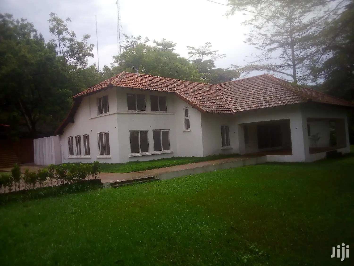 Diplomatic Mansion in Kampala