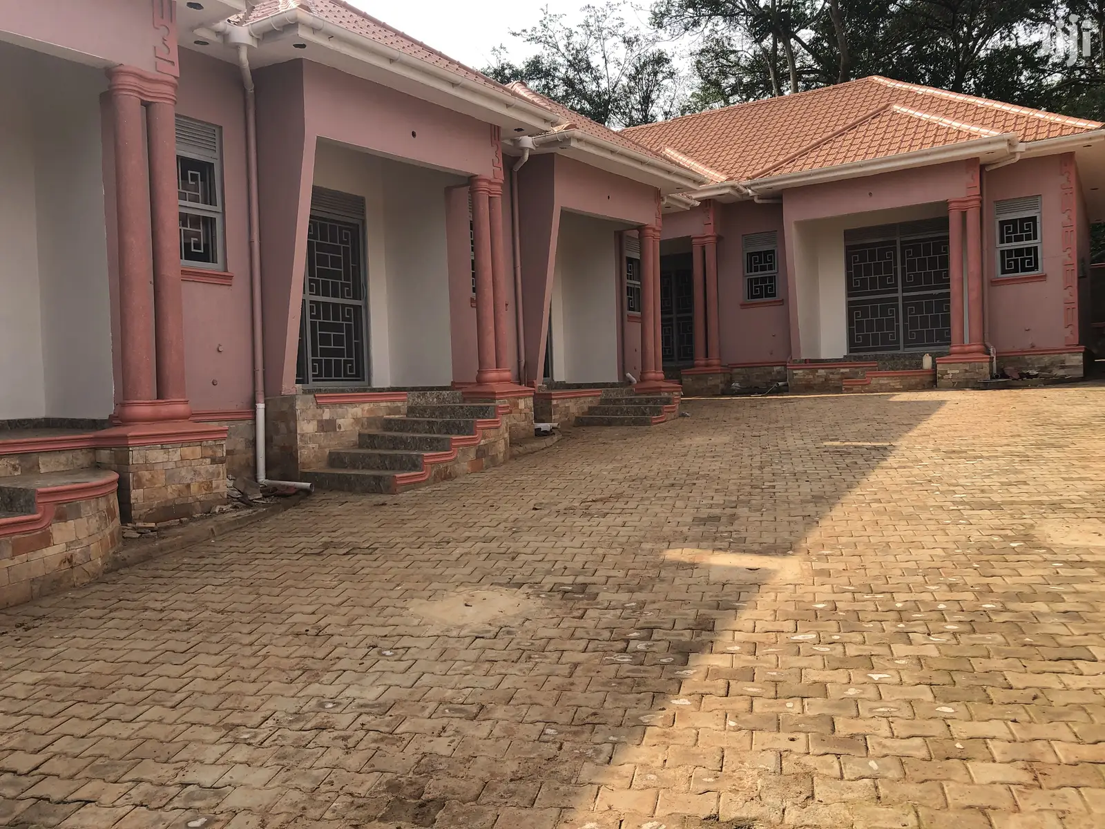 Kira Six Unit Rentals for Sell in Kampala