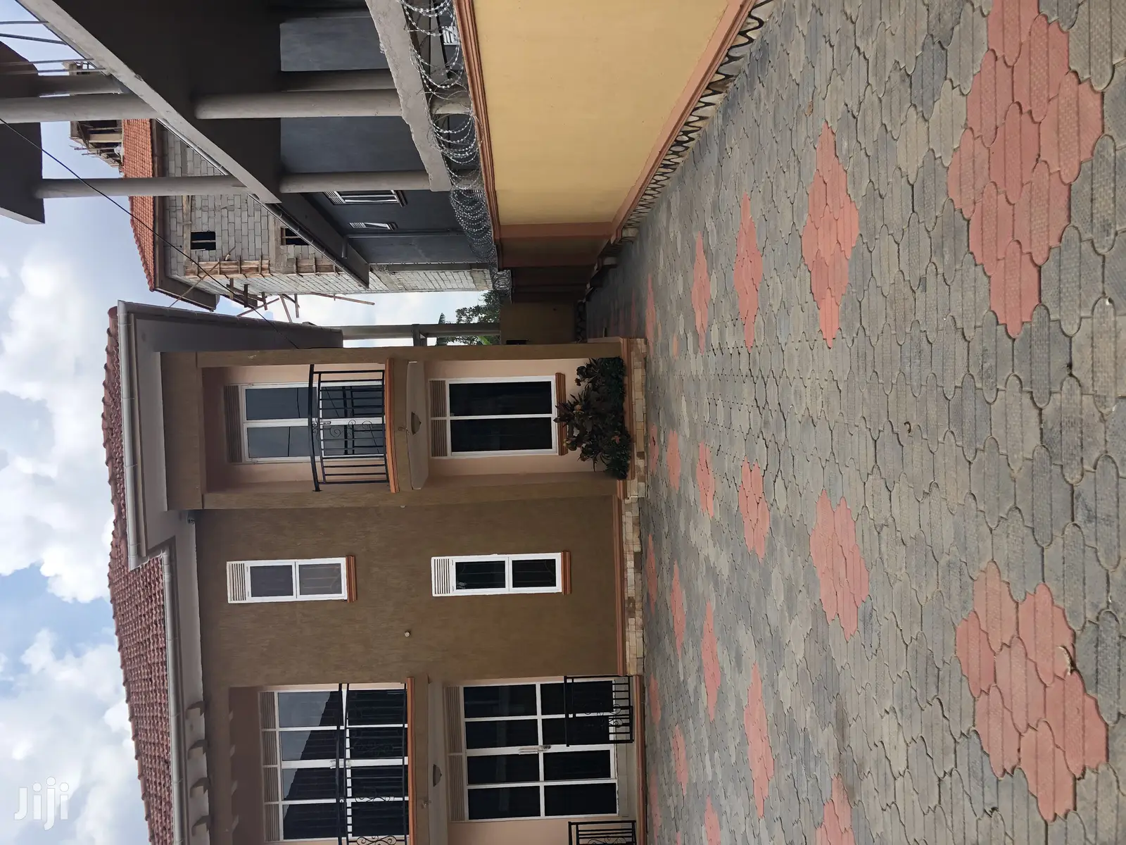 Kira Six Bedrooms Mansion on Sell in Kampala