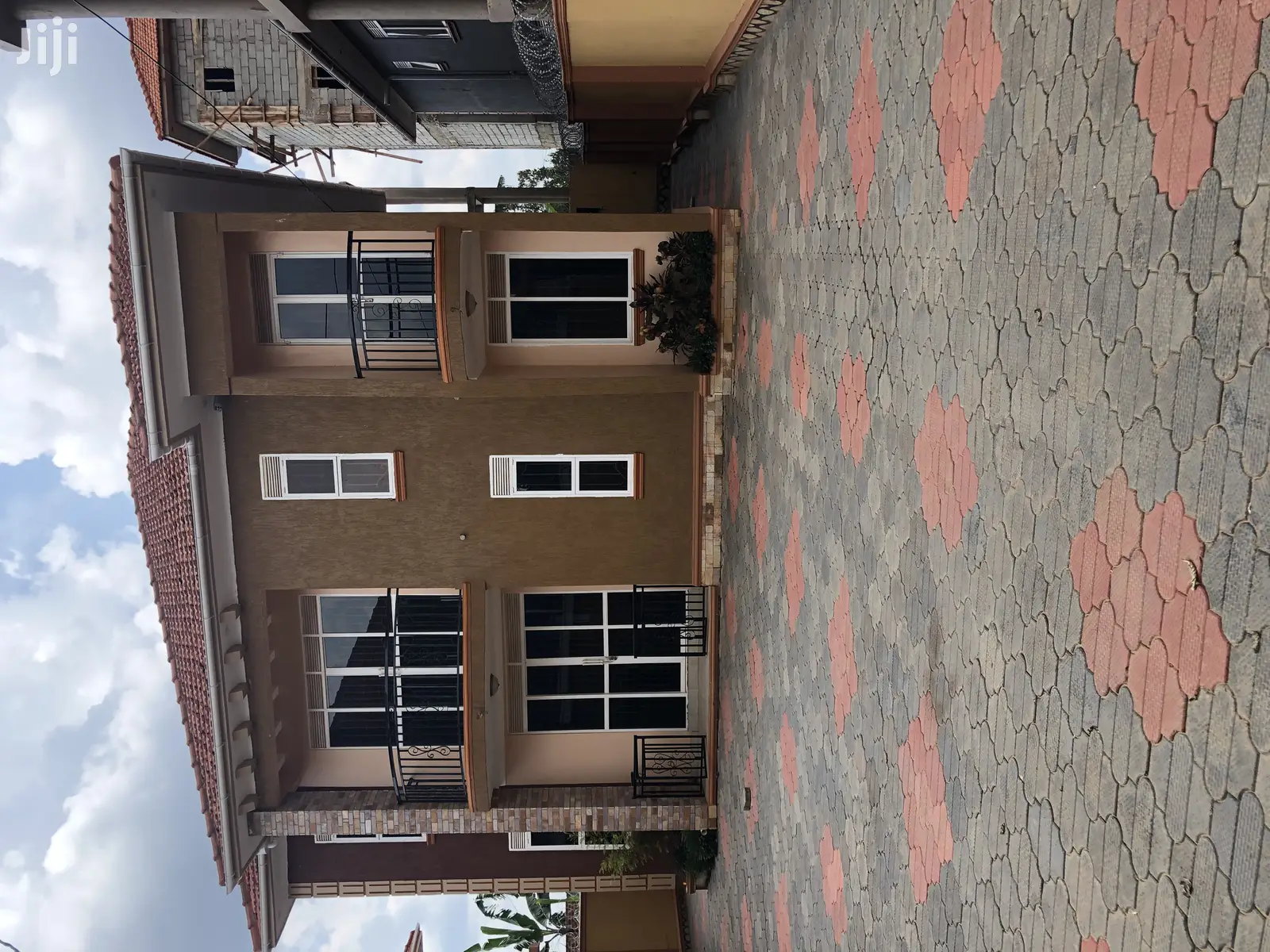 Kira Six Bedrooms Mansion on Sell in Kampala
