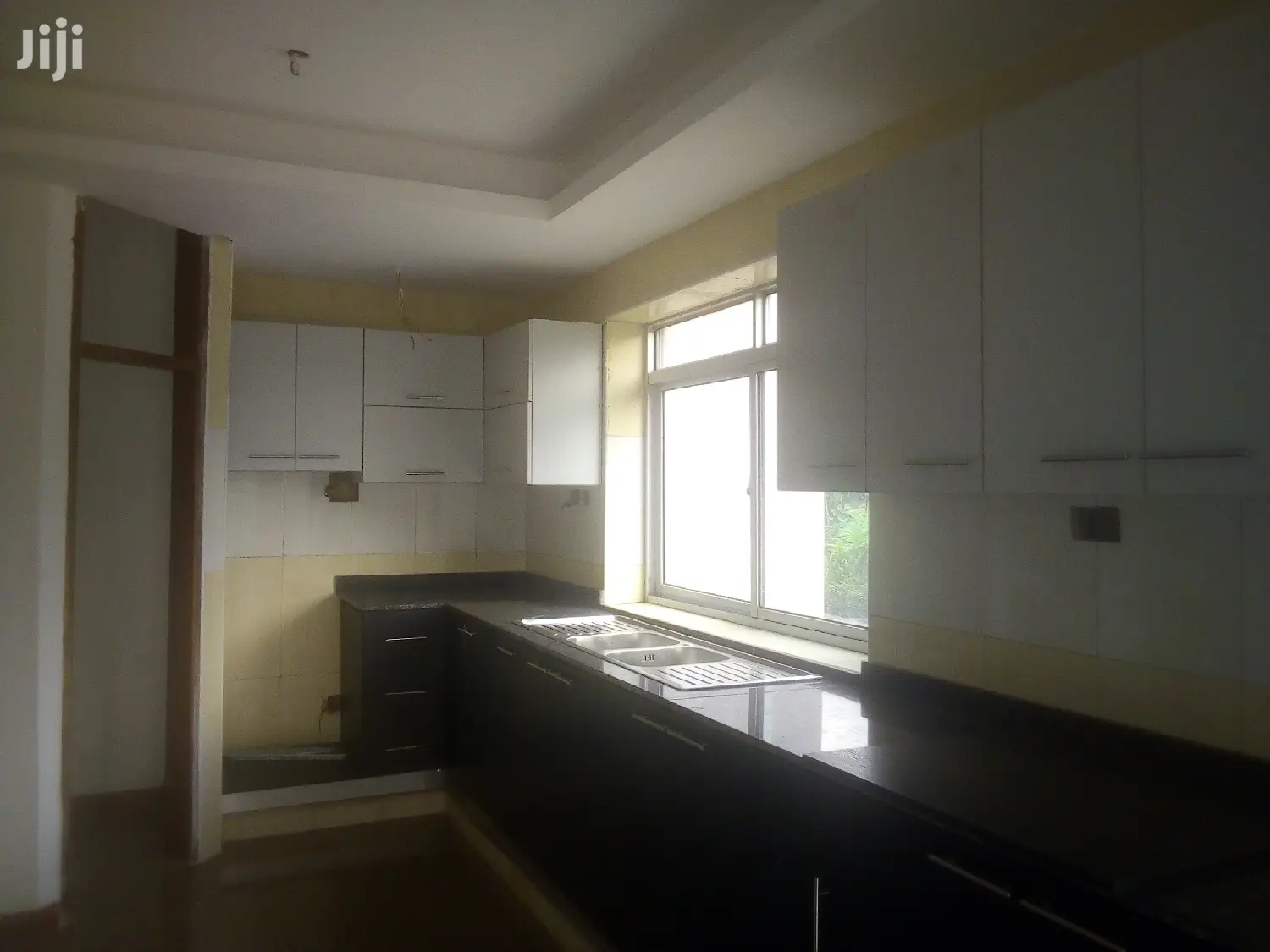 4 Bedroom Bungalow In Town For Rent in Kampala