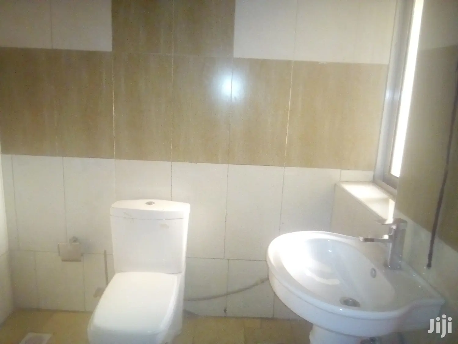 4 Bedroom Bungalow In Town For Rent in Kampala