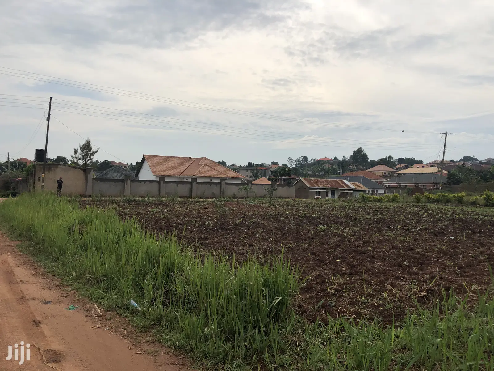 Hot,Kira Nakwero Posh Land on Sell in Kampala