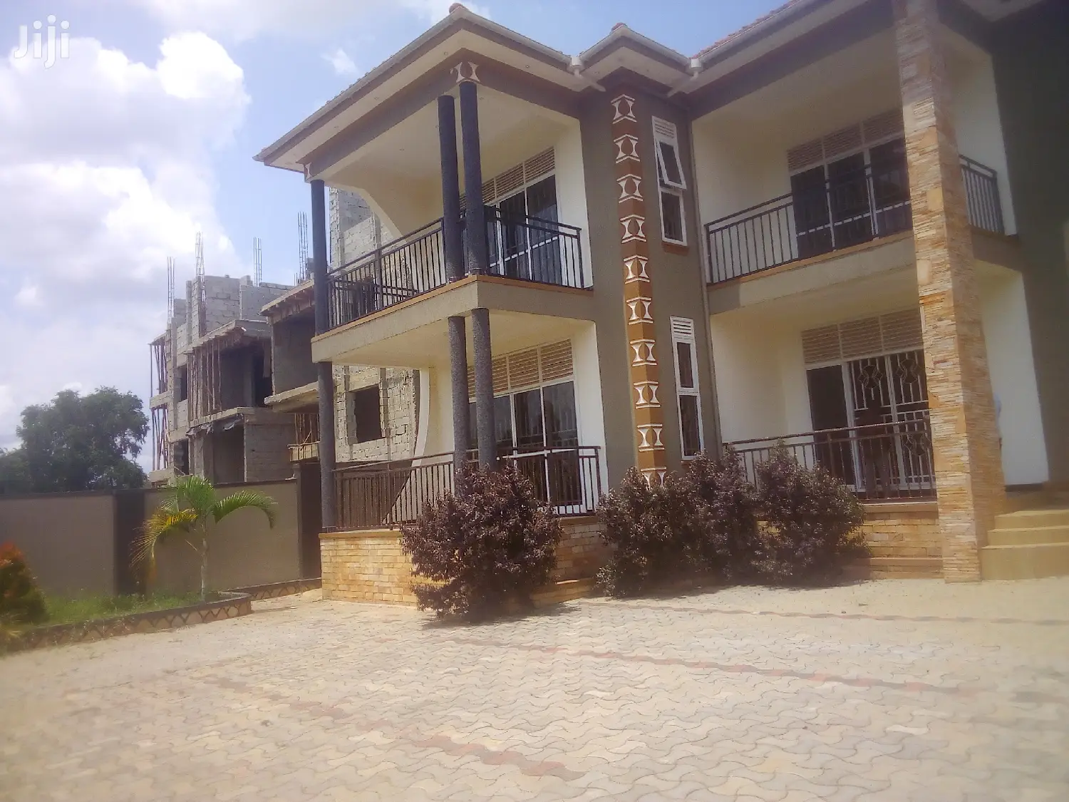 5 Bedroom Maginifient Villa For Sale in Wakiso