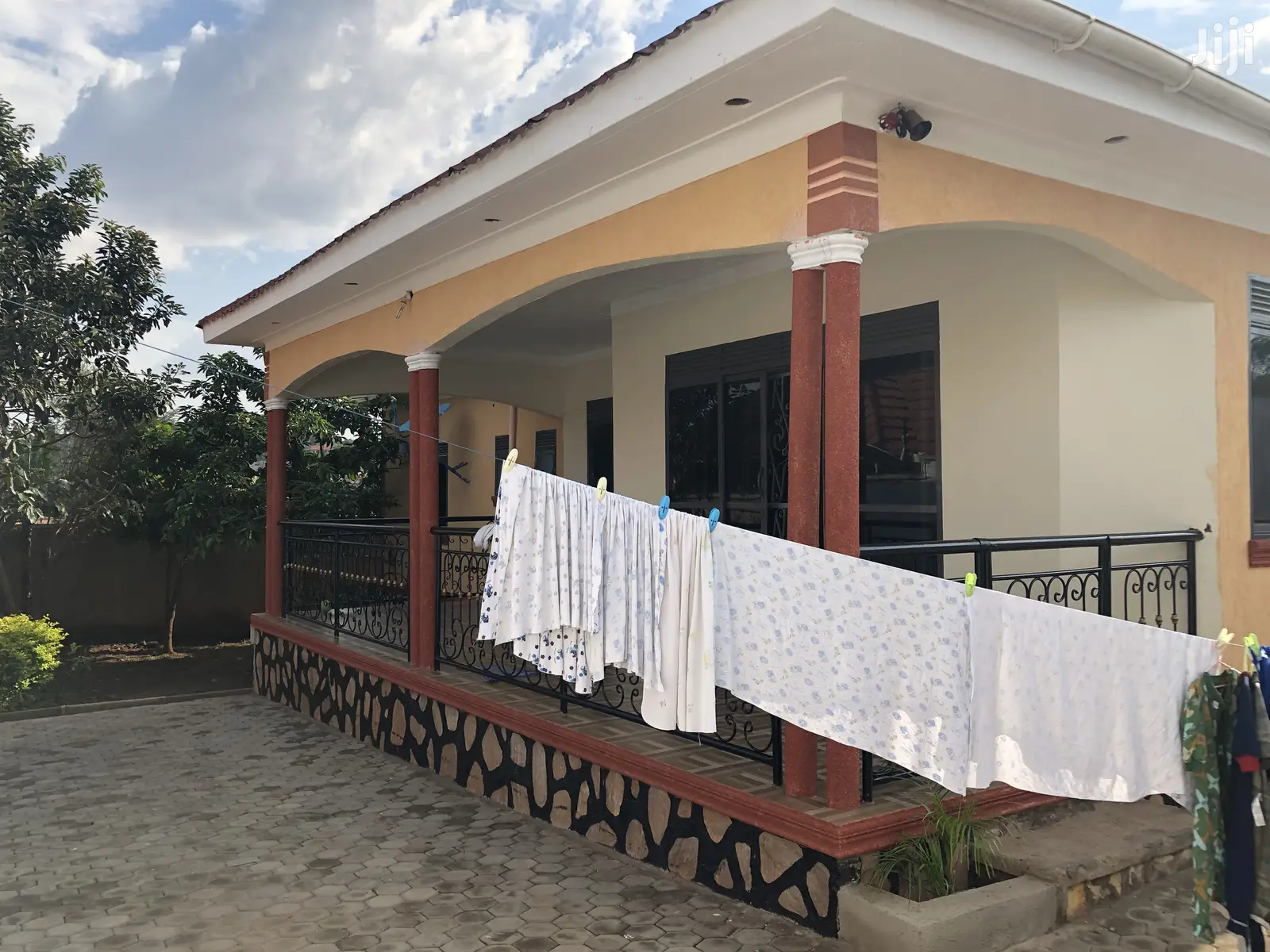 Kira Nice Bungalow on Sell in Kampala