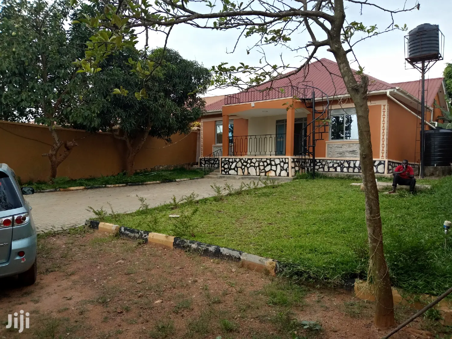 Quick Sell, Namugongo Bungaloo on Market in Kampala