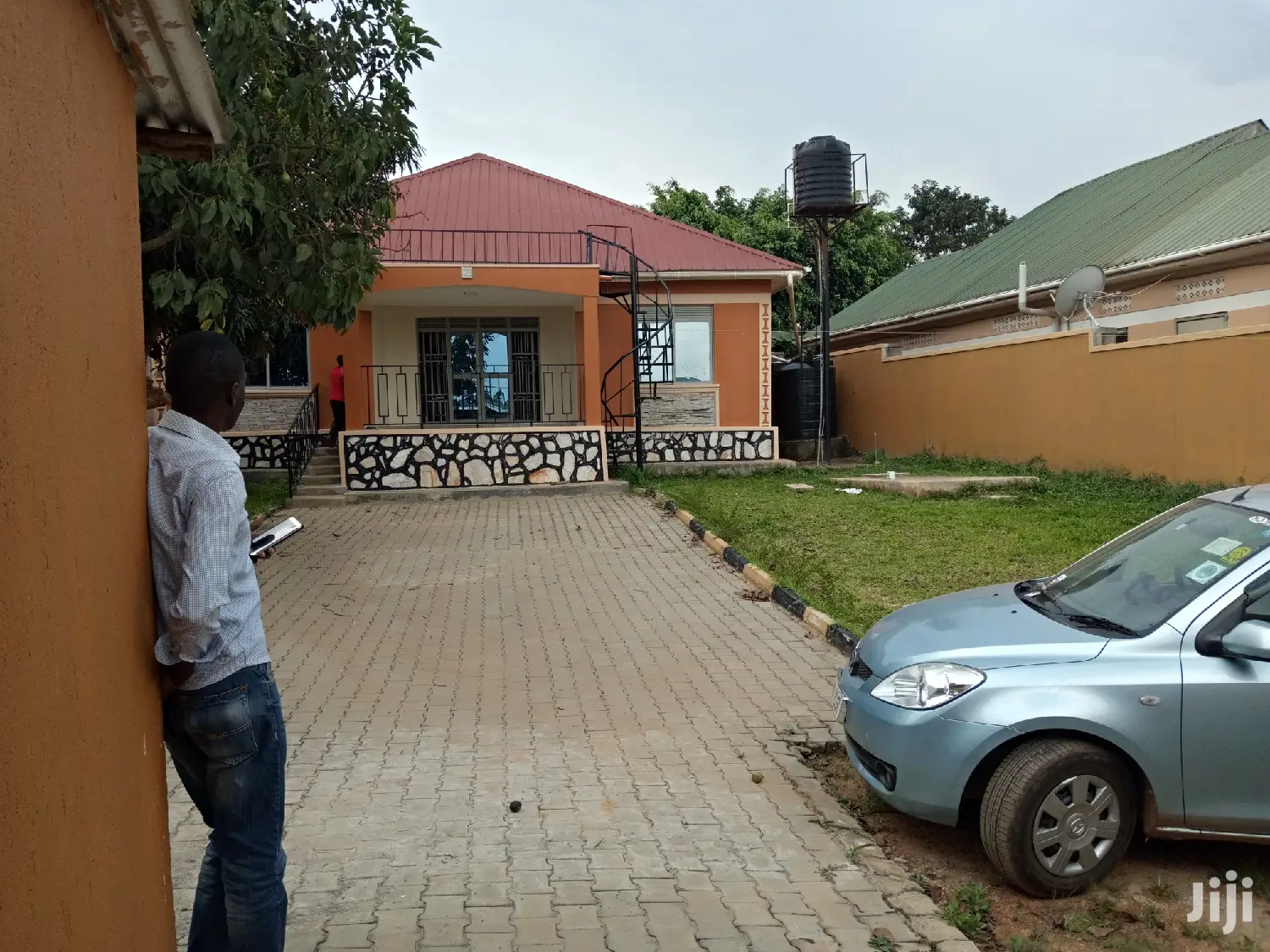 Quick Sell, Namugongo Bungaloo on Market in Kampala